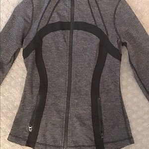 Lululemon Define zip up jacket in mint condition